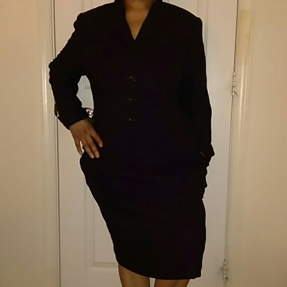 16WP En Avance Skirt Suit